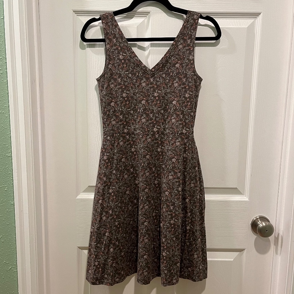 Pact Women's Organic Double V-Neck Tank Dress Cotton Fit & Flare in Floral (XS)